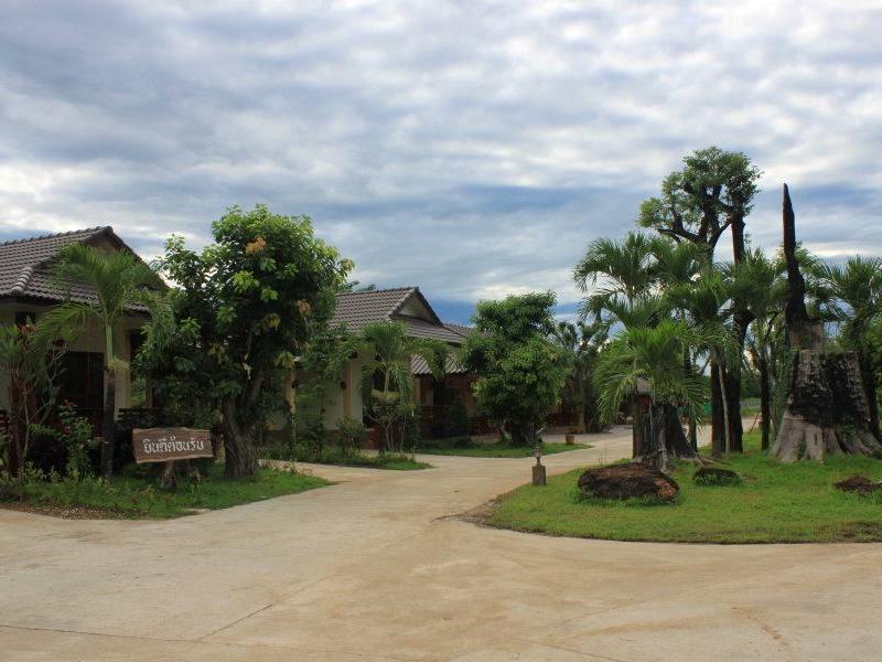 Maiyai Resort - Big Tree Kamphaeng Phet Zewnętrze zdjęcie